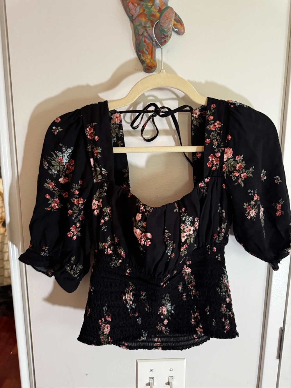 REFORMATION floral square neck ruched bodice smocked crop top - Picture 5 of 5